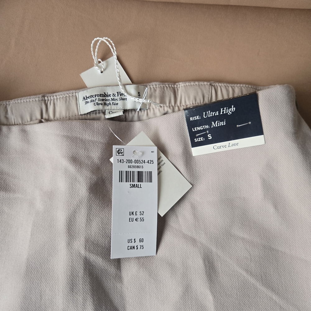 Abercrombie & Fitch Scarlett Curve Love Mini Skirt - Picture 6 of 8
